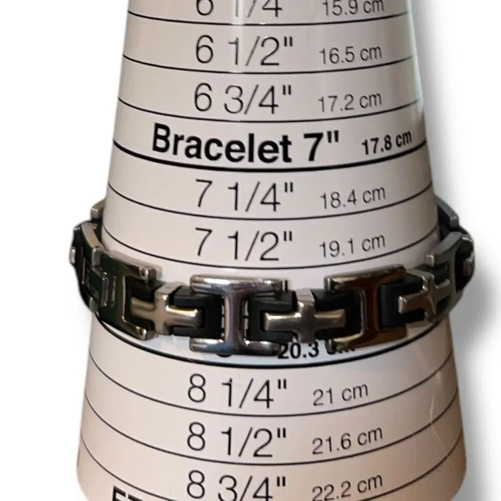 7 3/4” West Coast Jewelry WCJ Stainless Steel Cross Link Bracelet